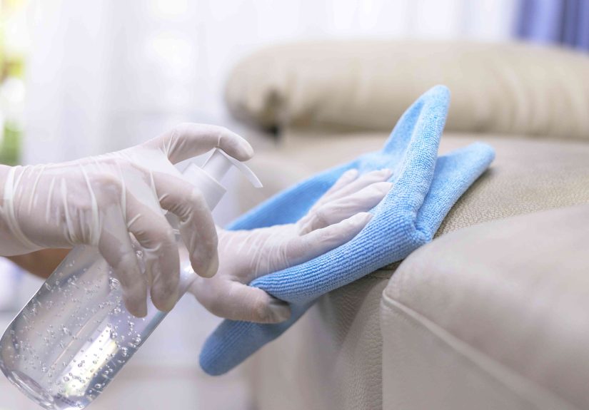 7 Things You Should Clean Every Weekend, According to Pro Cleaners