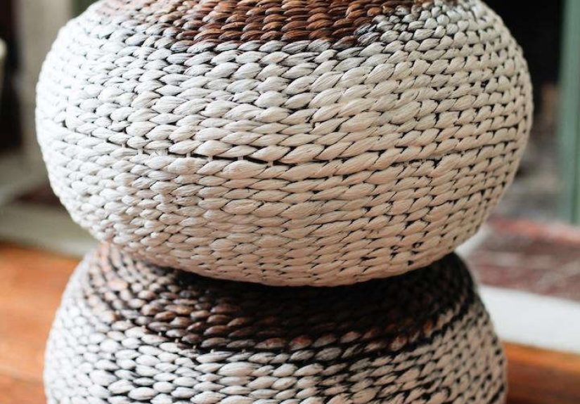DIY: Color-Blocked Wicker Poufs