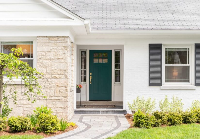 How Much Does Stone Siding Cost? (2025 Guide)