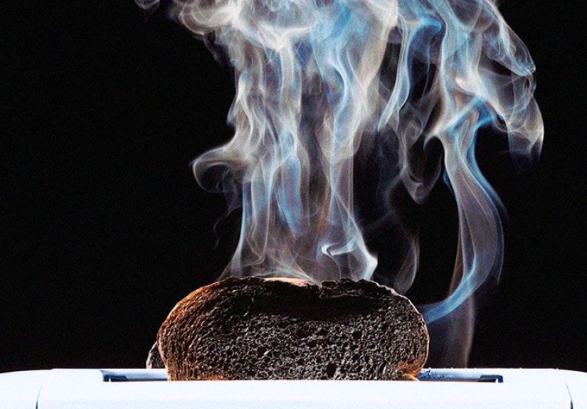Smelling burnt toast: Is it a sign of heart attack?