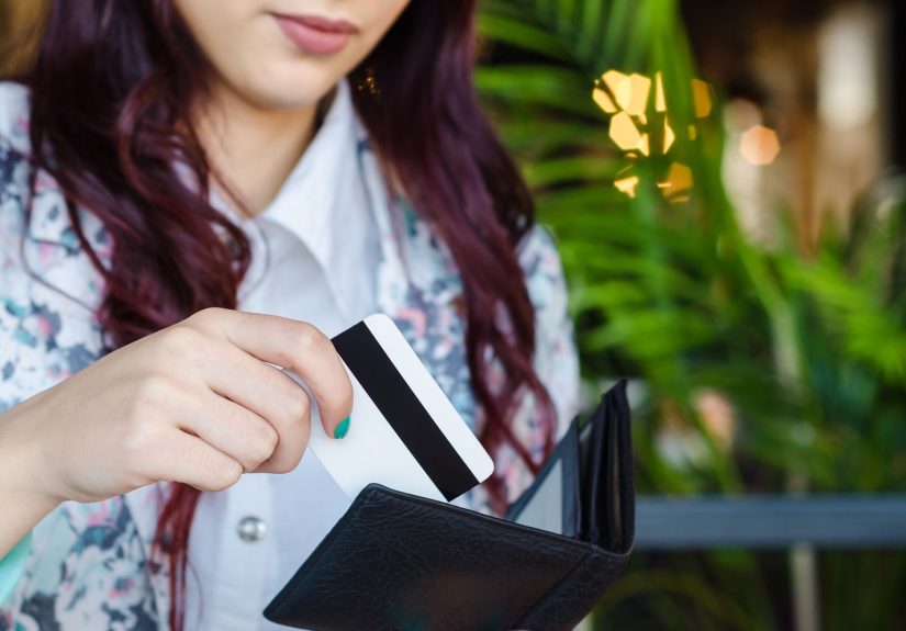 Top Money Mistakes College Students Make