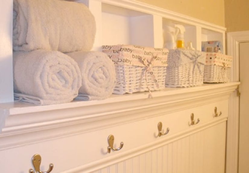 28+ Clever Bathroom Organization DIY Projects