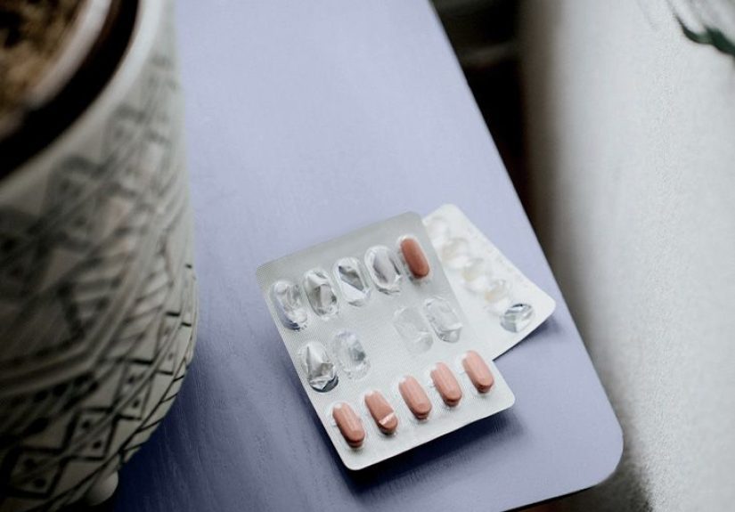 Adderall and bipolar disorder: Risks and alternative treatments