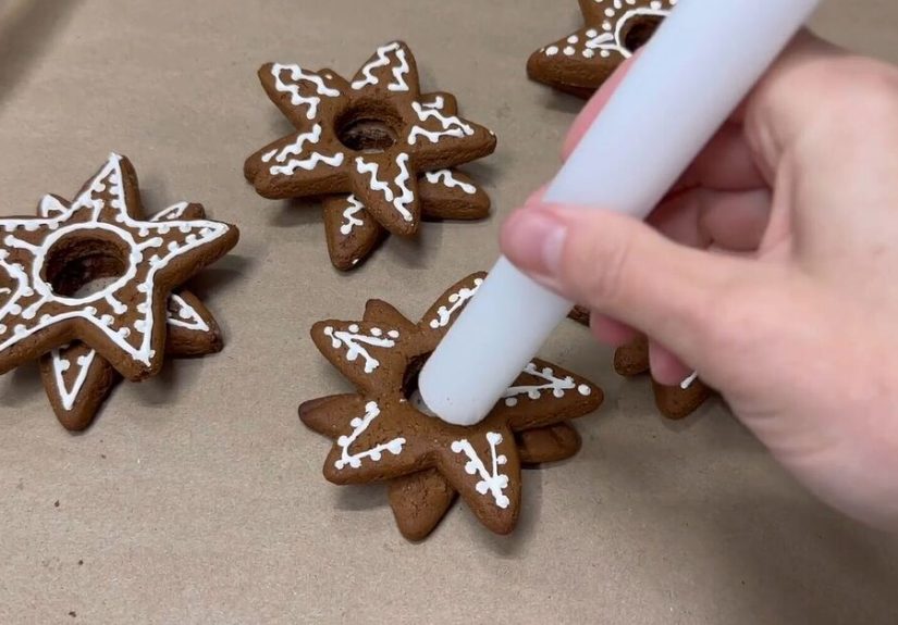How to DIY Adorable Christmas Cookie Candle Holders