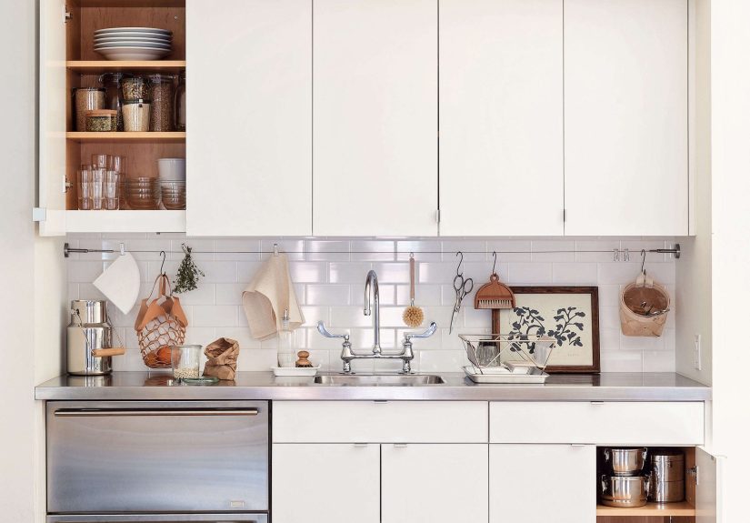 Kitchen(ette) of the Week: 5 Space-Saving Ideas to Steal from a Brooklyn Cookspace, Ikea Hack Included