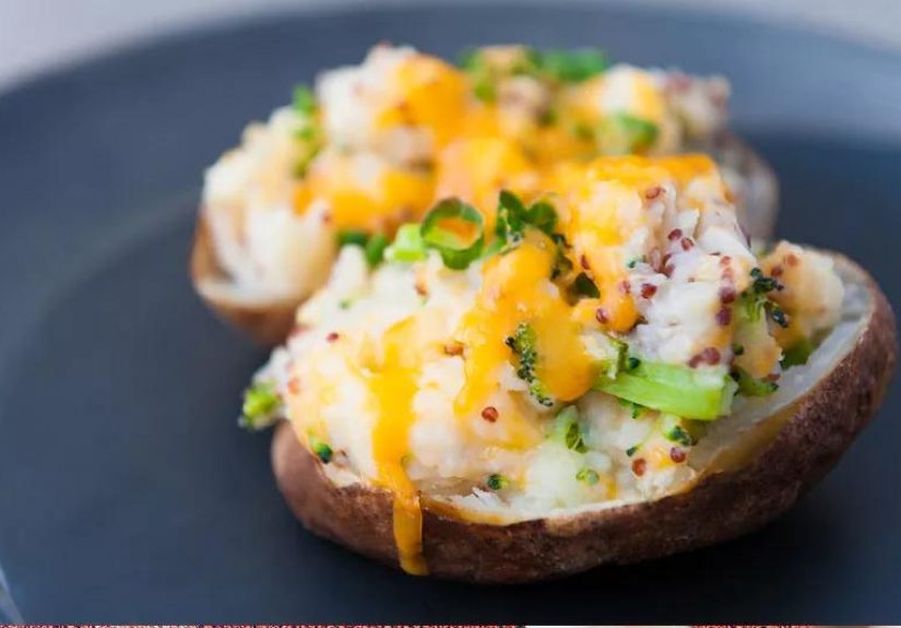 Recipe: Low-Fat Broccoli and Cheese Baked Potatoes
