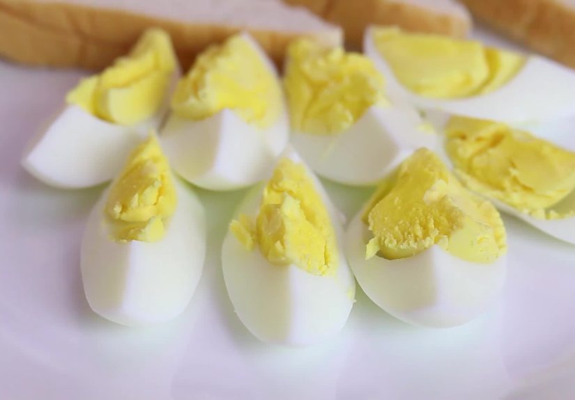 Simple Ways to Boil an Egg in an Electric Kettle: 9 Steps