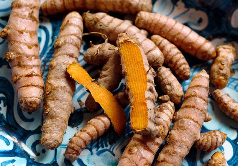 Turmeric for cholesterol: Effects and other health benefits