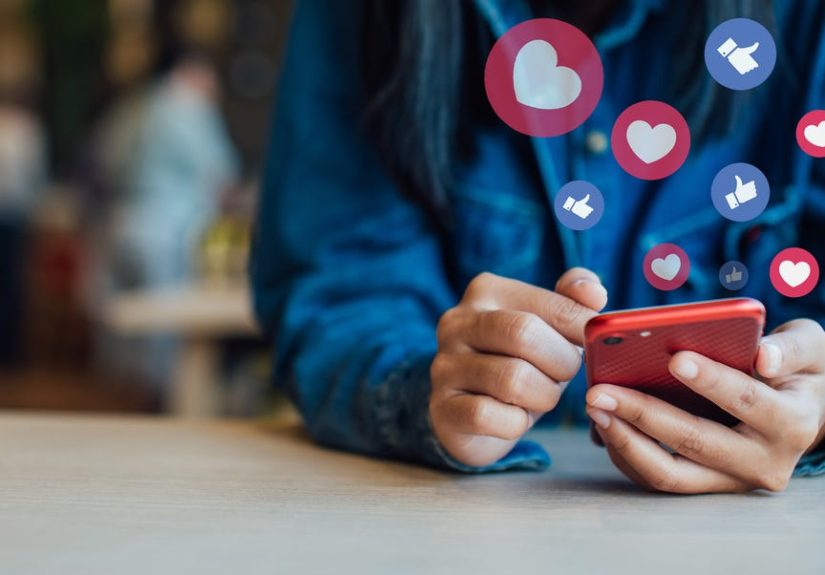 12 Best Social Media Detox Tips for People Who Want a Social Media Break