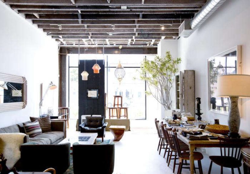 A Newcomer to Beverly Boulevard