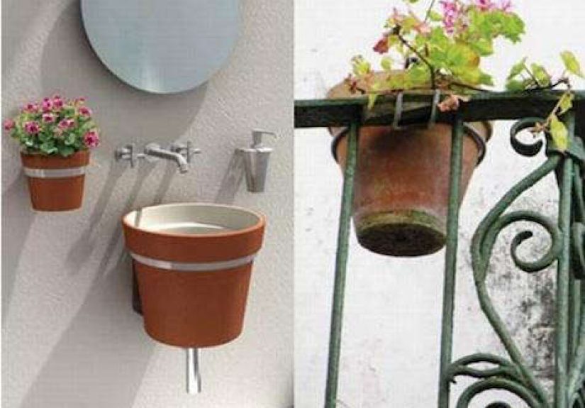 Bath: Vitra Potsink for Droog