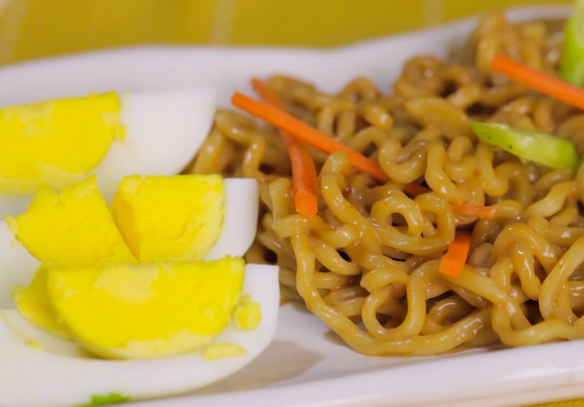 Microwaving Ramen Noodles: Delicious Recipes & Alternatives